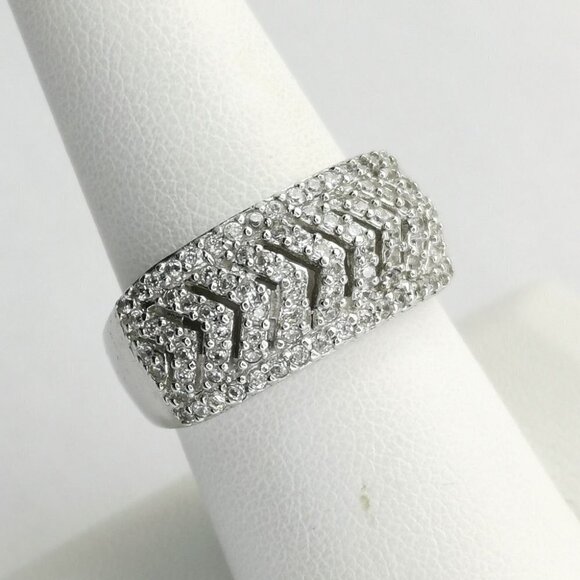 NEW Modernist chevron design sterling silver cz ring size 9 - Picture 5 of 5